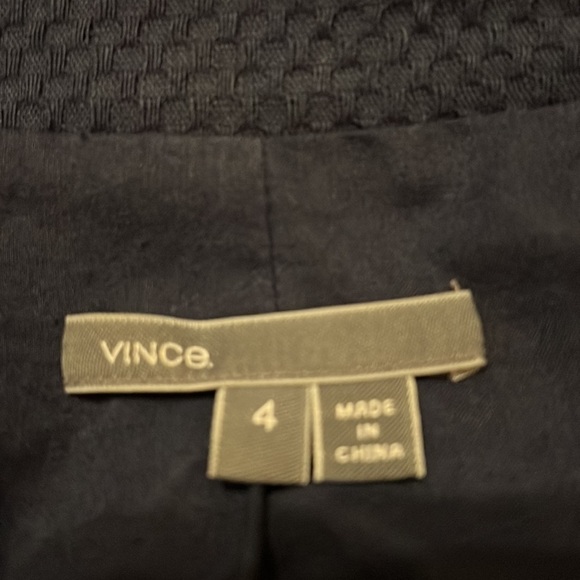 Vince Gorgeous Navy Blazer Textured Size 4 - Picture 4 of 4